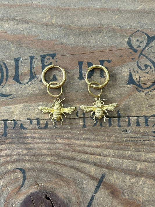 Honeybee Huggies