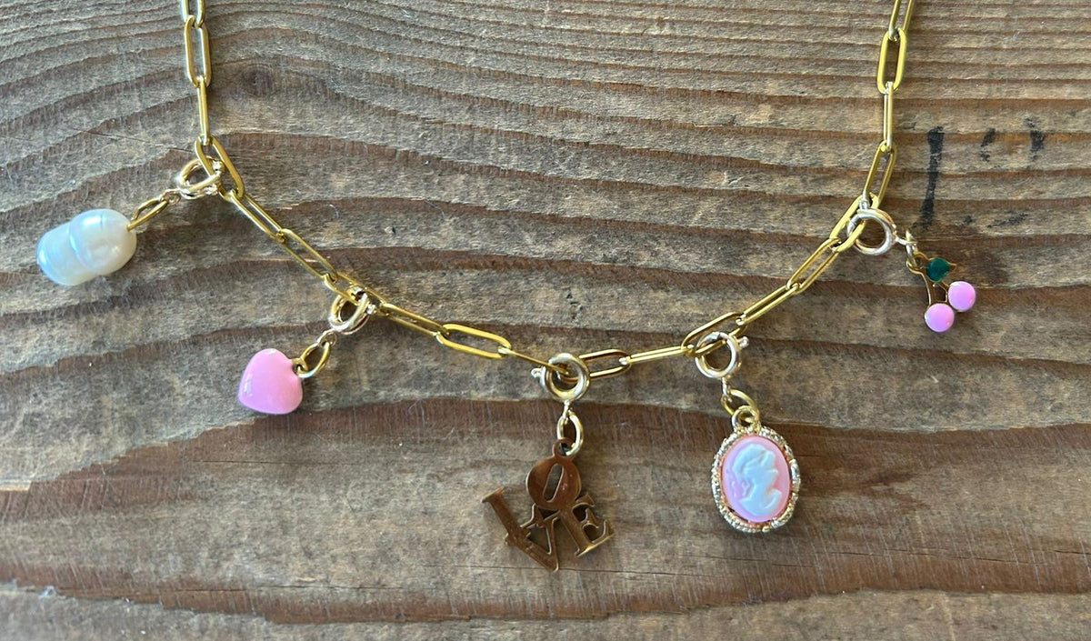 Sweetheart Paper Chain Necklace